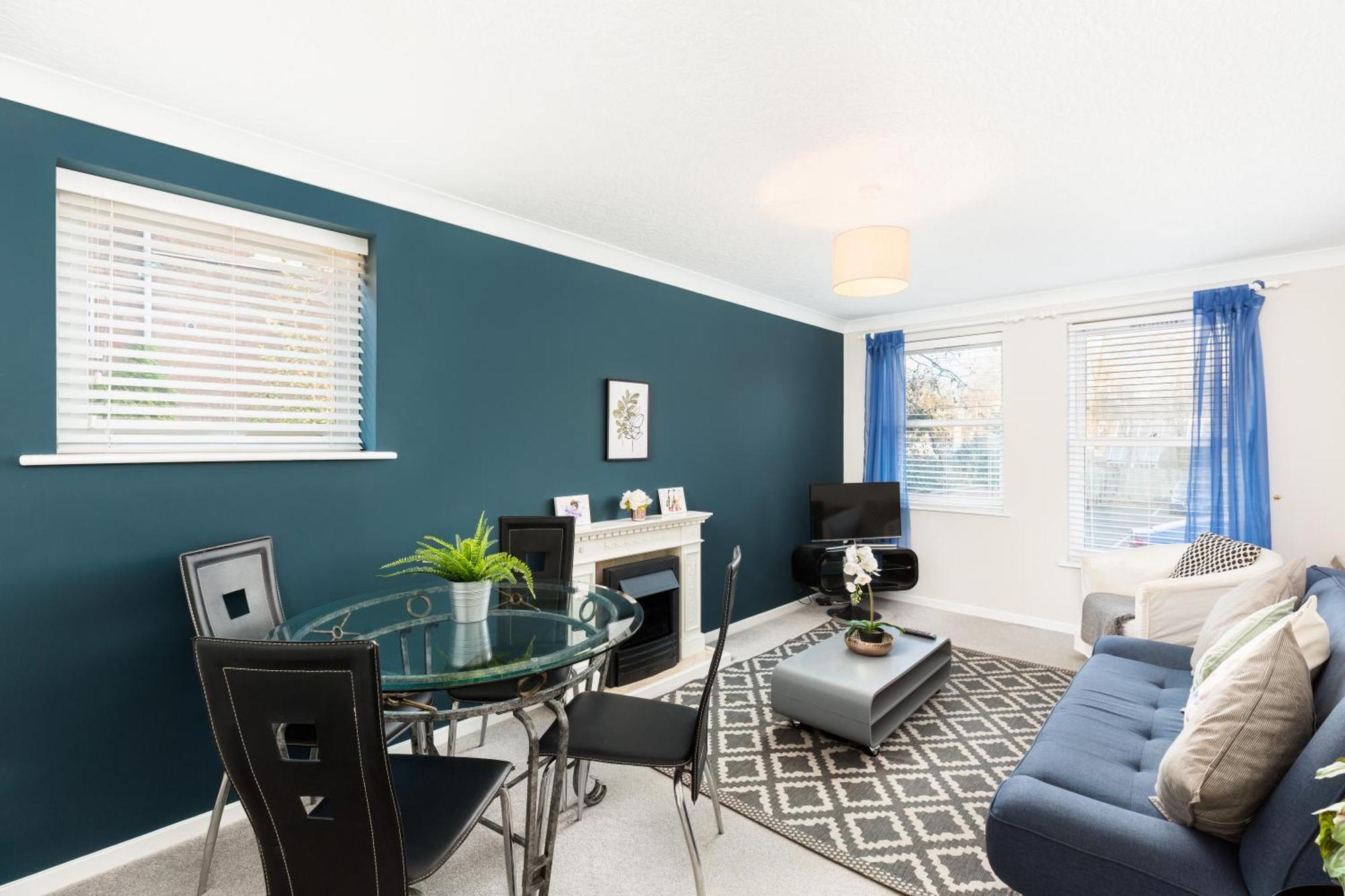 Modern 2-Bedroom Apartments With Free Parking In Royal Leamington Spa Exterior foto